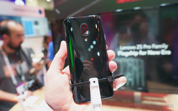 O Lenovo Z5 foi um smartphone que gerou grandes expectativas antes de seu lançamento em junho de 2018. Anunciado como um dispositivo que traria inovações revolucionárias