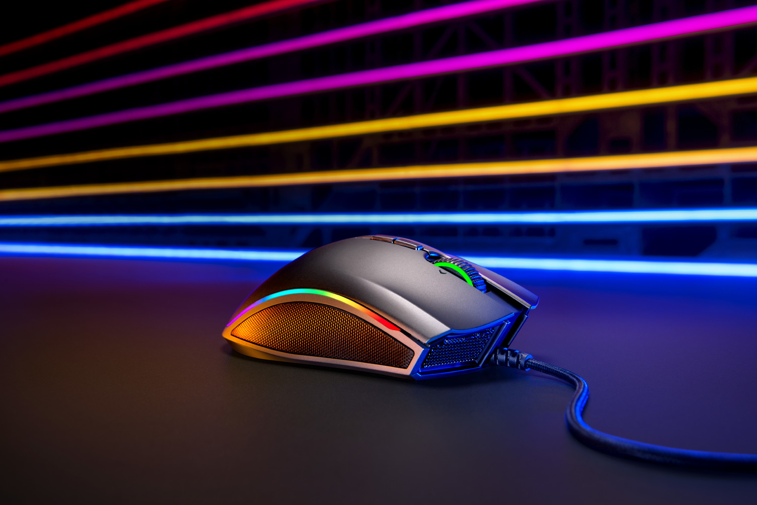 A Razer, uma das marcas mais icônicas no universo gamer, lançou mais um produto que promete revolucionar a experiência dos jogadores: o novo mouse Razer Mamba.
