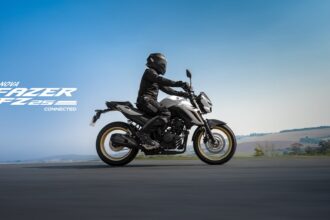 A Yamaha surpreendeu novamente com o lançamento da Fazer-S FI Hybrid, uma motocicleta que une eficiência, tecnologia e preocupação ambiental. Com um sistema híbrido inovador