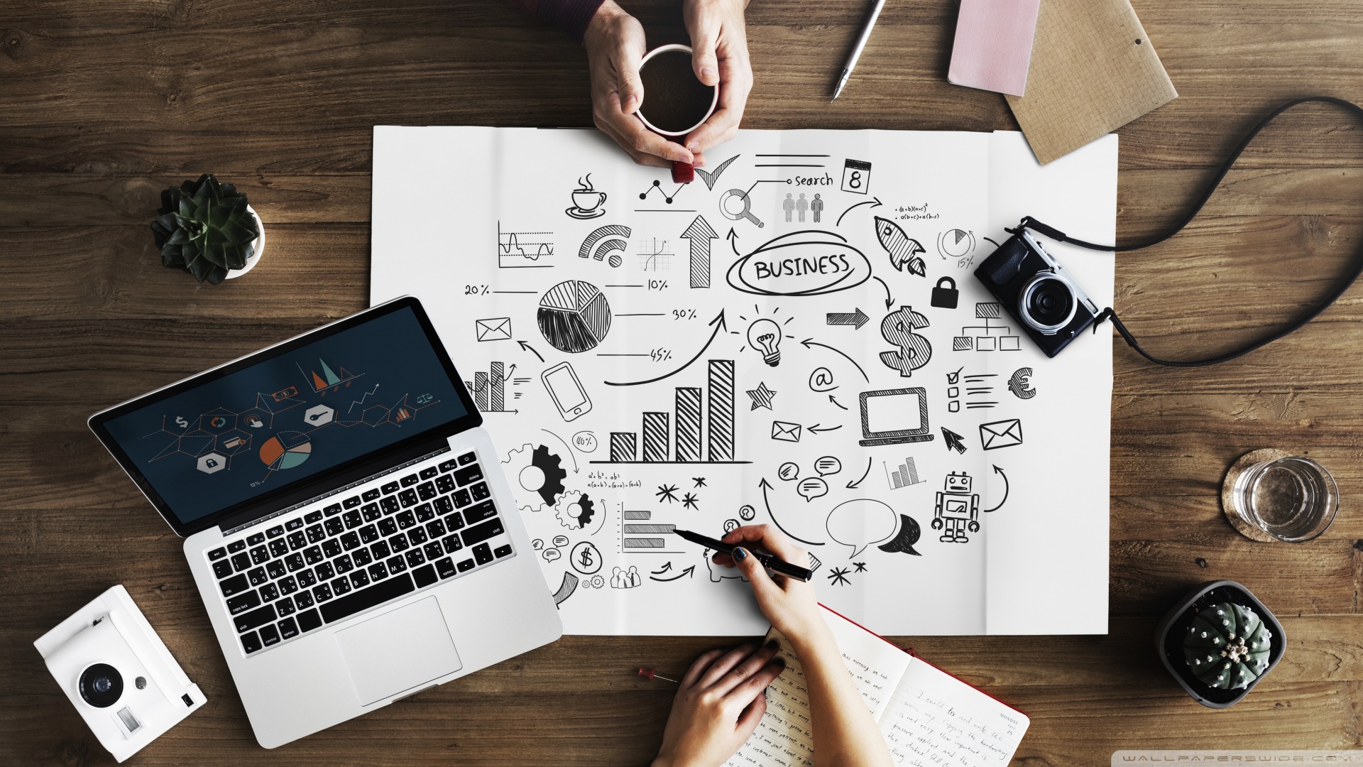 Por muito tempo, a ideia de sucesso estava presa ao “carteira assinada”, bater ponto todos os dias, aguentar chefes tóxicos e enfrentar horas no trânsito. Mas o mundo mudou. Com a internet, surgiram novas formas de trabalhar de qualquer lugar,